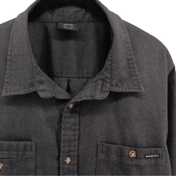 Oakley Charcoal Long Sleeve Buttonup Camping Outdoors Biking Comfort Size XL - Picture 3 of 9